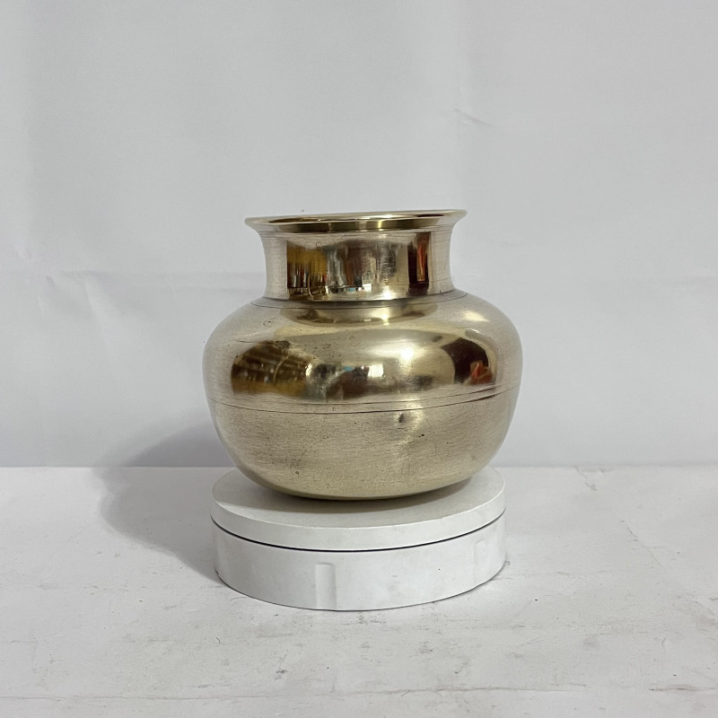 পিতলের পুরনো ঘটি (Vintage Polished Brass Ghoti)