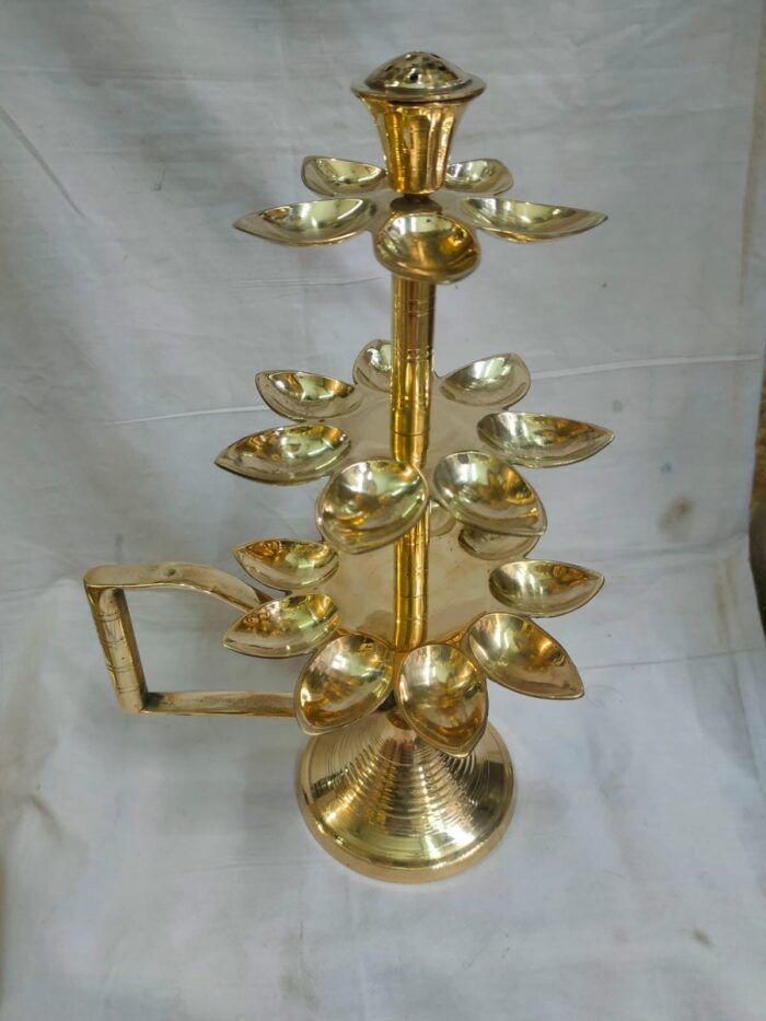 img_1651 পিতলের 21 প্রদীপ- 12" - ৫০০ গ্রাম - Image 1