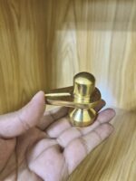 পিতলের ছোট শিব লিঙ্গ – ২ ইঞ্চি | ২০০ গ্রাম - Image 4
