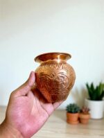 তামার ছোট নকশা ঘটি – 4" | 400 মিলি | 185 গ্রাম | হাতে তৈরি - Image 2