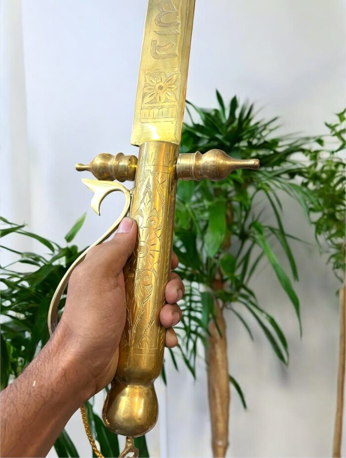 পিতলের বড় তলোয়ার শোপিস – ৪০” | ১.৫ কেজি | Pure Brass Sword Showpiece - Image 3