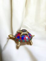 স্টোনের কাজ করা পিতলের জোড়া কচ্ছপ – হোম ডেকোর, সৌভাগ্যের প্রতীক ও উপহার দেওয়ার জন্য উপযুক্ত - Image 3