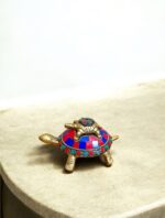 স্টোনের কাজ করা পিতলের জোড়া কচ্ছপ – হোম ডেকোর, সৌভাগ্যের প্রতীক ও উপহার দেওয়ার জন্য উপযুক্ত