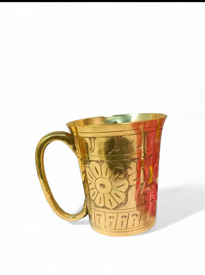 img_5396 অরিজিনাল পিতলের মগ – ৪০০ মিলি – ৩০০ গ্রাম - Image 1