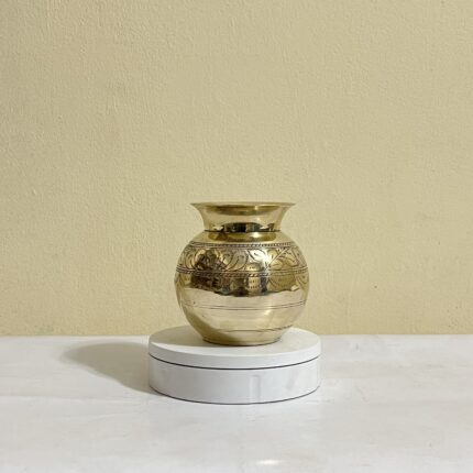 পিতলের পুরনো নকশা ঘটি - ৬৩০ গ্রাম