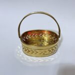 পিতলের ফুলের সাজি - ৭/৫.৫ ইঞ্চি - ২৬০ গ্রাম - Image 4