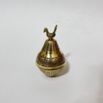 সাউথ ইন্ডিয়ান পিতলের মঙ্গল ঘট - ৯ ইঞ্চি- ৯৮০ গ্রাম - Image 4