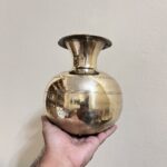 পিতলের ছোট কলস- ১.৫ লিটার- ১ কেজি ২০ গ্রাম - Image 2
