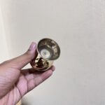 পুরনো পিতলের গোলাপ জলদানী - পলিশ করা - ৯৮ গ্রাম - ৮ ইঞ্চি - Image 3