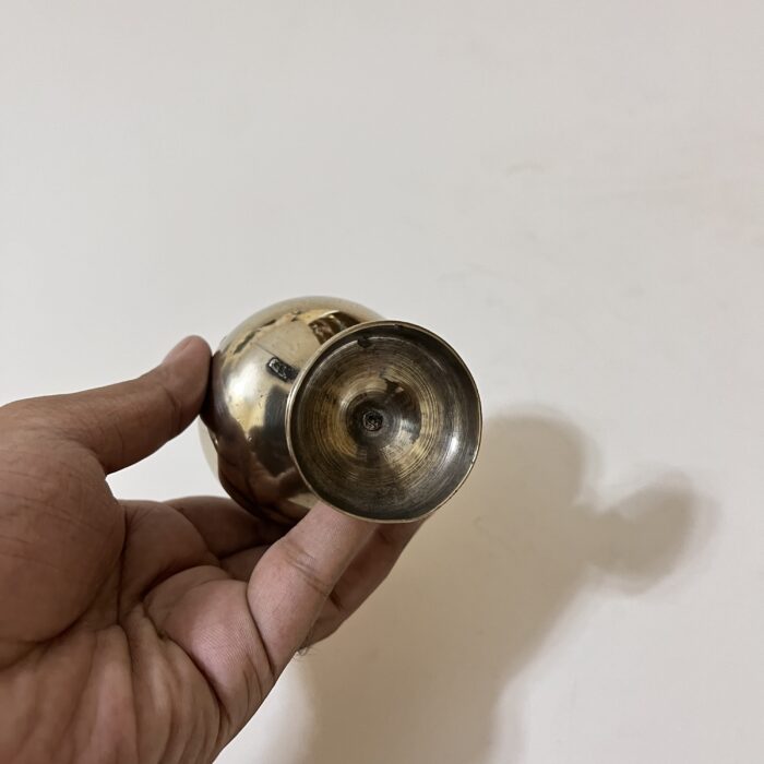 img_7741 পিতলের পুরনো একটা কালেকশন - পলিশ করা হয়েছে - ১৩৮ গ্রাম - ৫ ইঞ্চি - Image 3