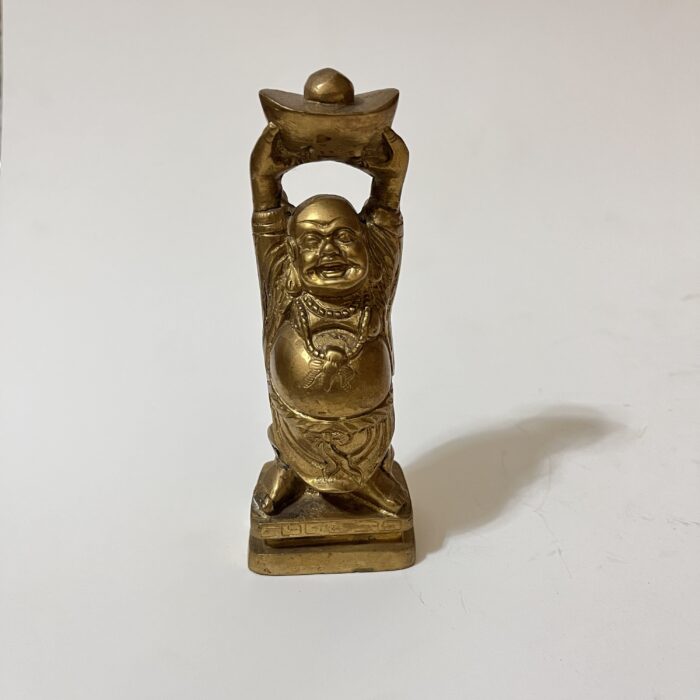 img_7749 পিতলের Laughing Buddha – সম্পদ, সৌভাগ্য ও ইতিবাচক শক্তির প্রতীক। ঘর, অফিস বা দোকানে রাখলে আনে শান্তি ও সমৃদ্ধি। - Image 1