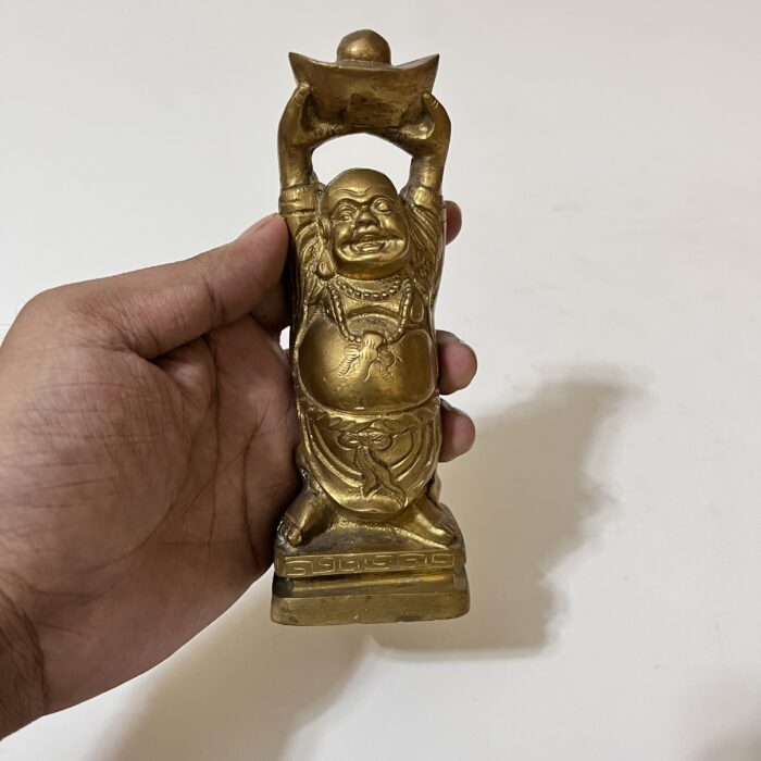 img_7753 পিতলের Laughing Buddha – সম্পদ, সৌভাগ্য ও ইতিবাচক শক্তির প্রতীক। ঘর, অফিস বা দোকানে রাখলে আনে শান্তি ও সমৃদ্ধি। - Image 4