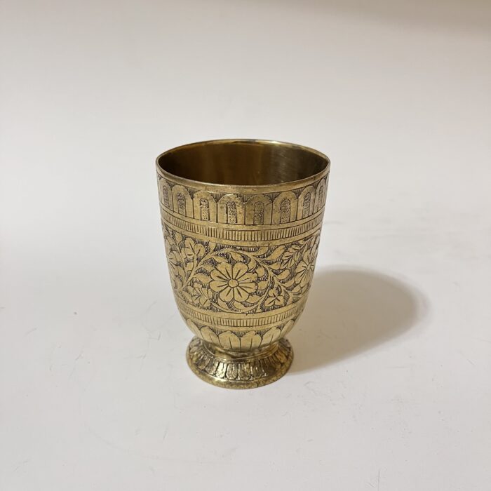 পিতলের পুরনো নকশা গ্লাস - ৫০০ মিলি- ৬০০ গ্রাম - Image 1
