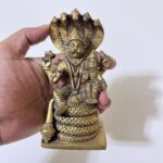 পিতলের অ্যান্টিক ডিজাইনের নরসিংহ - ৫ ইঞ্চি- ১ কেজি - Image 3