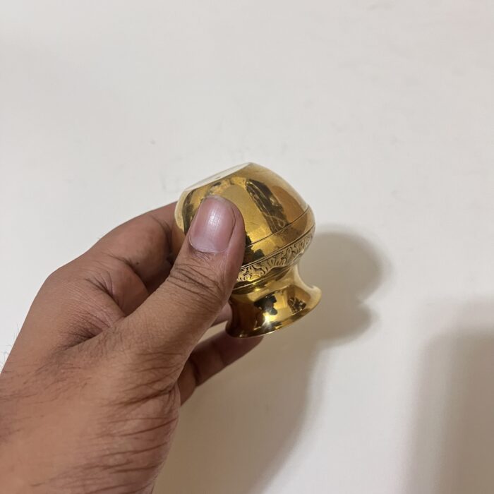 img_7819 পিতলের ছোট ঘট- ২.৫ ইঞ্চি- ৭৮ গ্রাম - Image 3