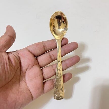 পিতলের টি চামচ- ৫.৫ ইঞ্চি- ৪০ গ্রাম