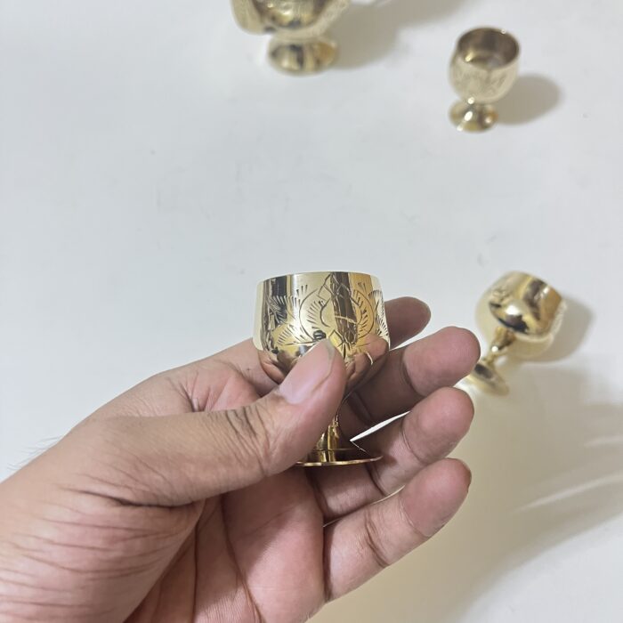 img_8059 Brass Old Surahi Set - Small Showpiece - 4 pieces - Image 3