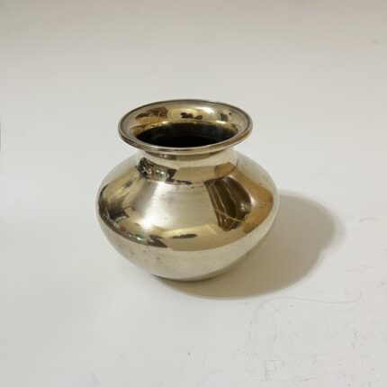 পিতলের পুরনো ঘটি- পলিশ করা- লাইফ টাইম ইউজ করা যাবে