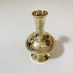 পিতলের পুরনো ফুলদানি- পলিশ করা - ৮.৫ ইঞ্চি - Image 2
