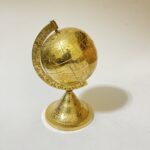 Decorative brass globe showpiece - often used as a desk or home decor item - 1100 gm- 9 inches - Image 2