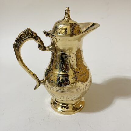 পিতলের মোগল ডিজাইন জগ- হাতে নকশা করা - ১ লিটার- ১২০০ গ্রাম