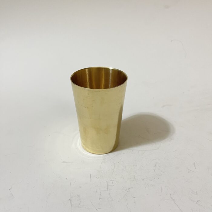 img_8613 পিতলের গ্লাস - ৪০০ মিলি - ৪.৩ ইঞ্চি- ৩৮০ গ্রাম - Image 1