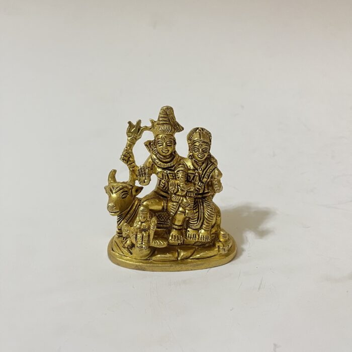 img_8846 পিতলের এন্টিক ডিজাইনের শিব পার্বতী পরিবার - ৩ ইঞ্চি - ৪৫০ গ্রাম - Image 1