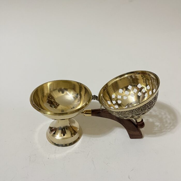 Brass South indian Dhupdani - 8 inches - 500 gram - Image 2
