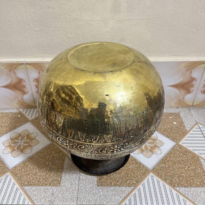 পিতলের নকশা কলস - ১০ লিটার - ২১৭০ গ্রাম - Image 4