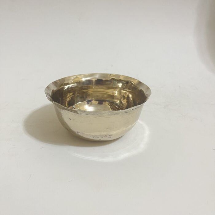 কাশার পুরনো ফুল বাটি - ২৬০ গ্রাম - ৫ ইঞ্চি - Image 2