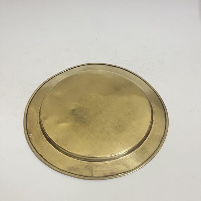 পিতলের পুরনো সৌদি আরাবিন ট্রে - ১০ ইঞ্চি - ৪১৫ গ্রাম - Image 3