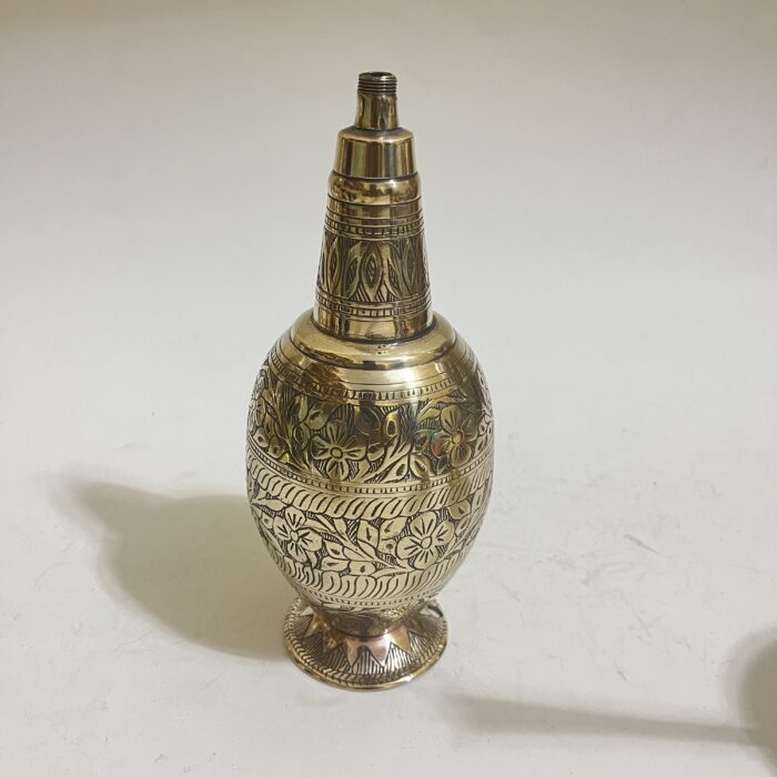 img_9278 পিতলের পুরনো ল্যাম্প স্ট্যান্ড - নকশা করা - পলিশ করা - ৮০০ গ্রাম - ৯ ইঞ্চি - Image 1