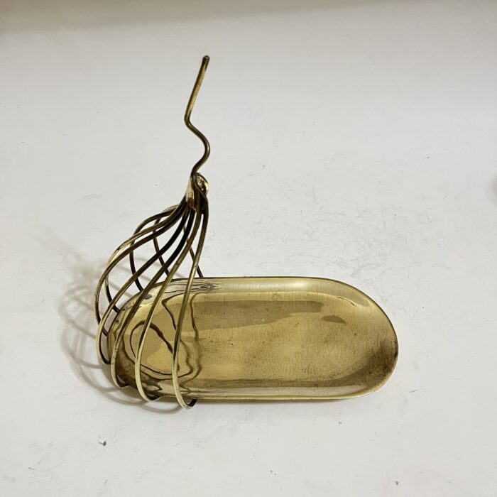 পিতলের পুরনো ট্রে - ৪৬০ গ্রাম - ৮.৫ ইঞ্চি - Image 1