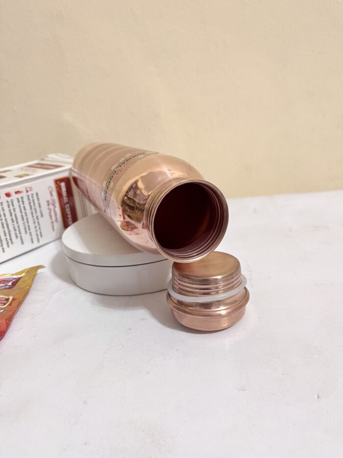 100% Pure Copper Water Bottle - 1 litre - Promotes Mind ,Body Health - Seamless - Leak Proof - Ayurvedic - Image 3