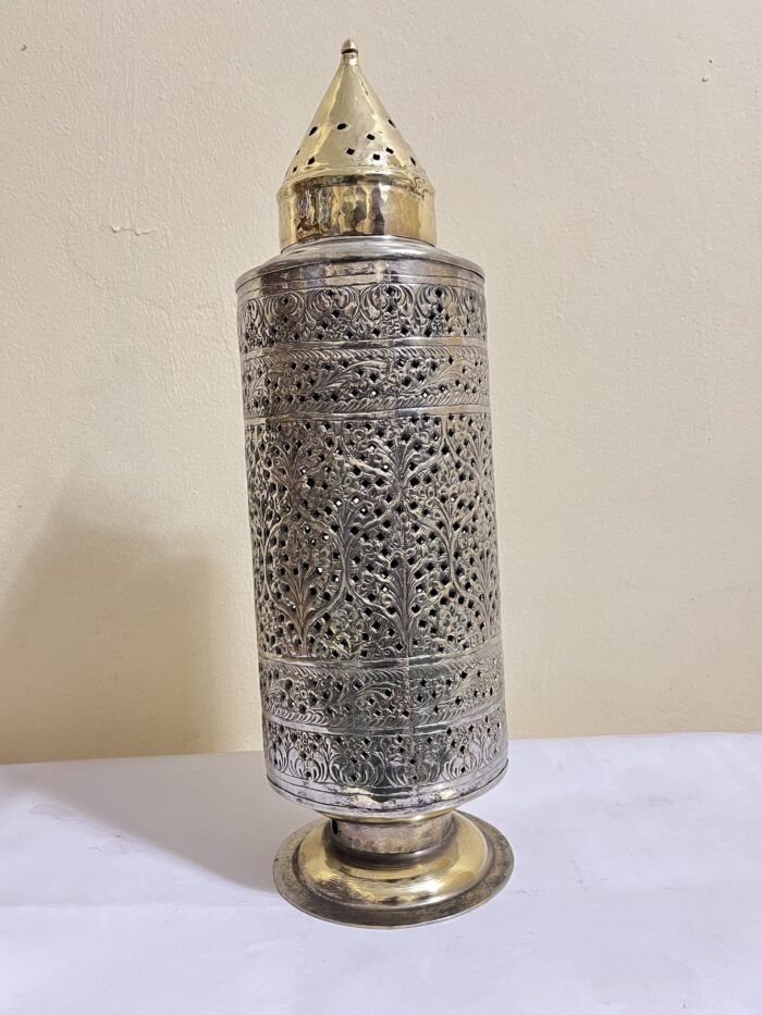 পিতলের পুরনো ল্যাম্প স্ট্যান্ড - নিকেল করা - ২২ ইঞ্চি - Image 3