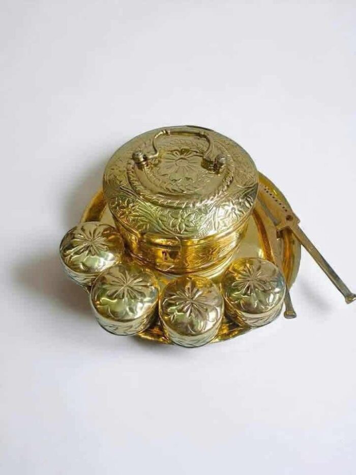 পিতলের পানদানি সেট - প্লেট সর্তা সহ - 1 কেজি - Image 1