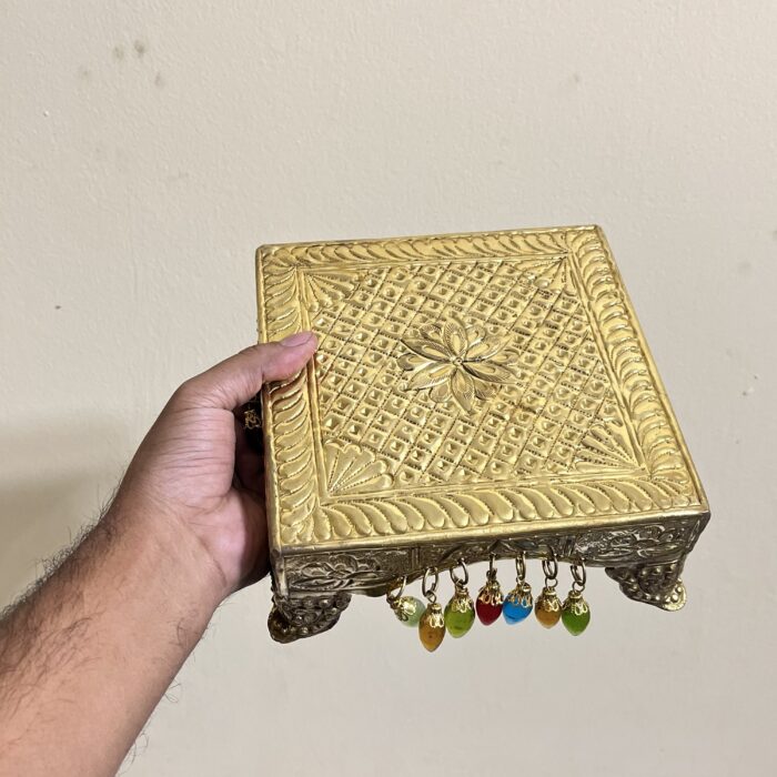 পিতলের আসন বা পিড়ি - ইউনিক ডিজাইন - ৬৬০ গ্রাম - ৭ ইঞ্চি - Image 6