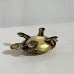 পিতলের পুরনো কচ্ছপ শোপিস - ৫ ইঞ্চি - ৩০০ গ্রাম - Image 5