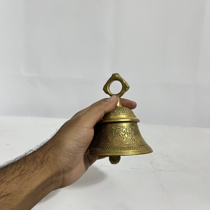 পিতলের ছোট ঘণ্টা - ৫৮০ গ্রাম - ৪ ইঞ্চি - Image 3