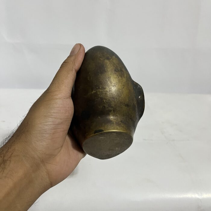 পিতলের পুরনো এস্ট্রে  - ৩.৫ ইঞ্চি - ৩৪০ গ্রাম - Image 4