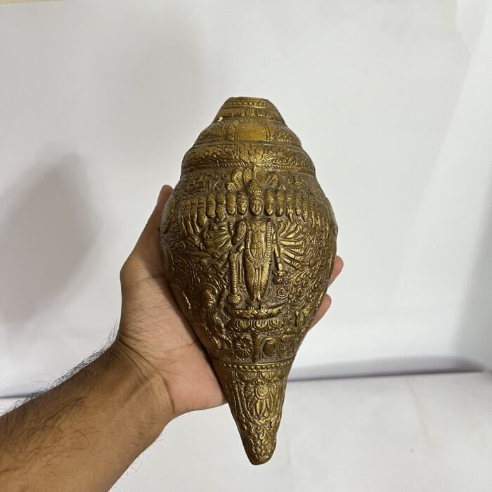 পিতলের নারায়ণ শঙ্খ - দেয়ালে টাঙানোর জন্য - শোপিস - ৮.৫ ইঞ্চি - ২ কেজি ২৫ গ্রাম - Image 1