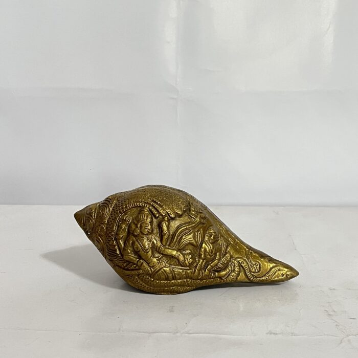 img_1493 পিতলের লক্ষ্মী নারায়ণ শঙ্খ - শোপিস - ৬.৫ ইঞ্চি - ১ কেজি ২৬০ গ্রাম - Image 1