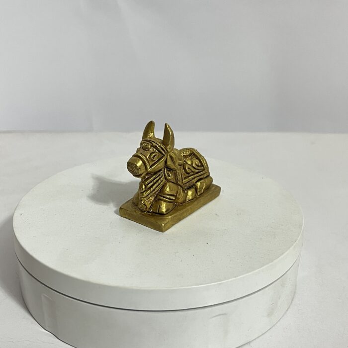 সাউথ ইন্ডিয়ান পিতলের ছোট নন্দী - ২ ইঞ্চি - ২০০ গ্রাম - Image 3