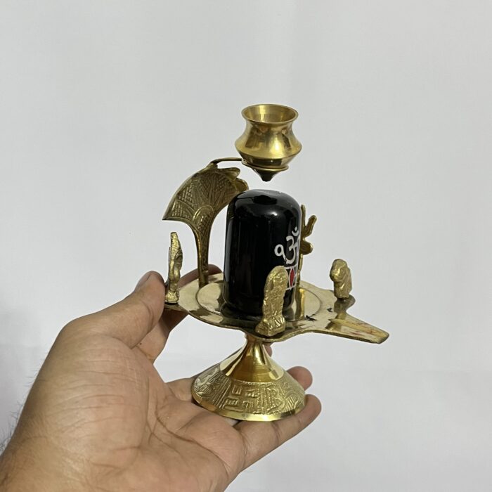 শিব পরিবার সহ শিবলিঙ্গ জলাধারা - ছোট সাইজ ৪ ইঞ্চি - ২৫০ গ্রাম - Image 5