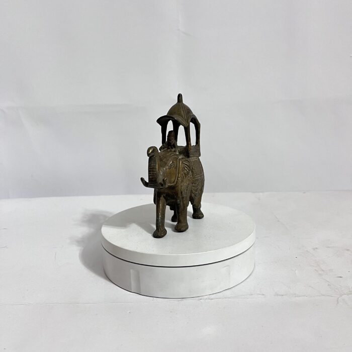পিতলের অ্যান্টিক ছোটো হাতি - পুরনো - ৬০০ গ্রাম - ৪ ইঞ্চি - Image 3