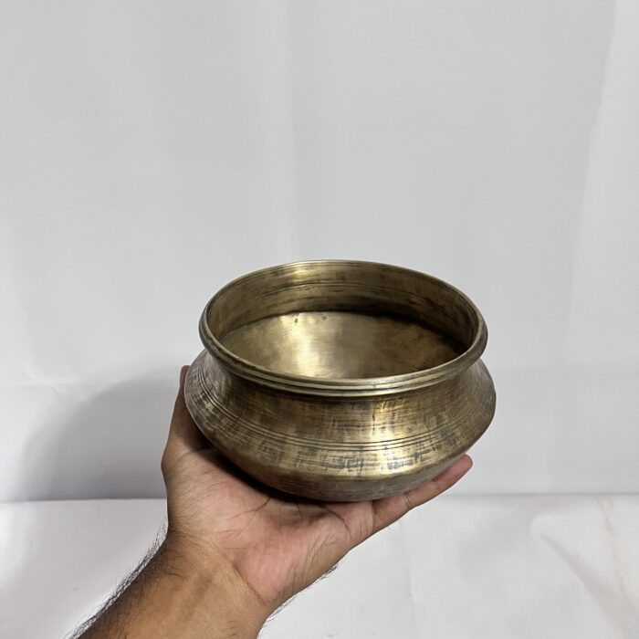 পুরোনো কাসার জাম বাটি – অরিজিনাল কাসা (Bell Metal) বোল | ৮০০ গ্রাম | ৬ ইঞ্চি | কালেক্টর আইটেম - Image 4
