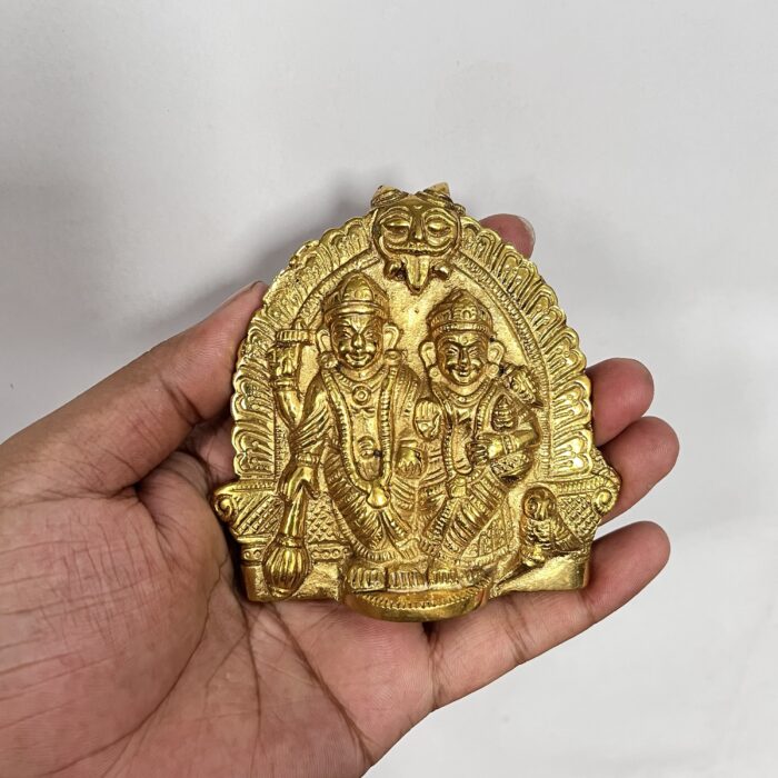 পিতলের লক্ষ্মী নারায়ণ বিগ্রহ - ৩.৫ ইঞ্চি - ২৪০ গ্রাম - Image 1